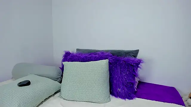 CherryBlossomm  online show from 01-23-25, 02:02