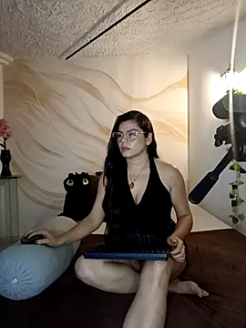 CherryBlossomm  online show from 10-15-25, 01:28