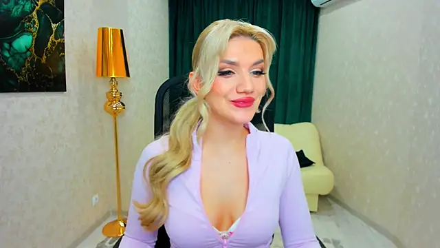 SelenaeMoore online show from 02-08-25, 06:12