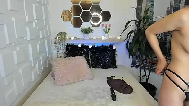 Esteff  o2 online show from 02-05-25, 07:42