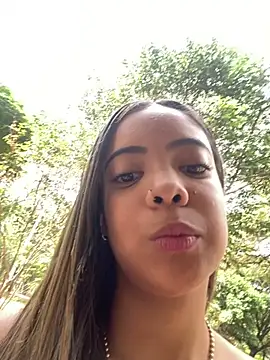 NAUGHTY LITTLE 18 online show from 02-02-25, 06:10