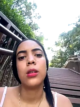 NAUGHTY LITTLE 18 online show from 09-28-25, 09:09