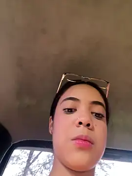 NAUGHTY LITTLE 18 online show from 03-11-26, 09:32