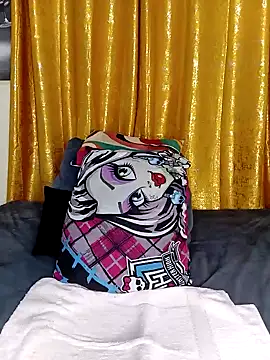 Cherriikenzie online show from 02-03-25, 06:39