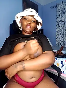 Cherriikenzie online show from 10-31-25, 07:37