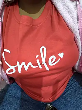 Snapshot of Priya-89 chatting on 12-03-25, 01:20 Priya-89 online show from 12-03-25, 01:20