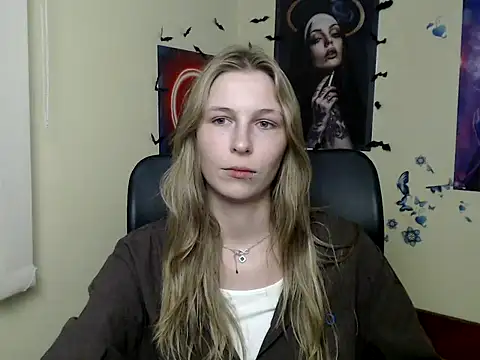StrangerGi online show from 06-15-26, 11:56