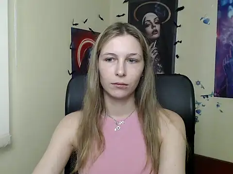 StrangerGi online show from 06-17-26, 06:16