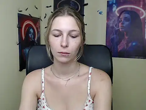 StrangerGi online show from 07-09-26, 06:06