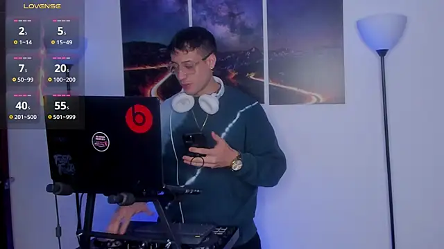 matt saill online show from 11-17-25, 07:03