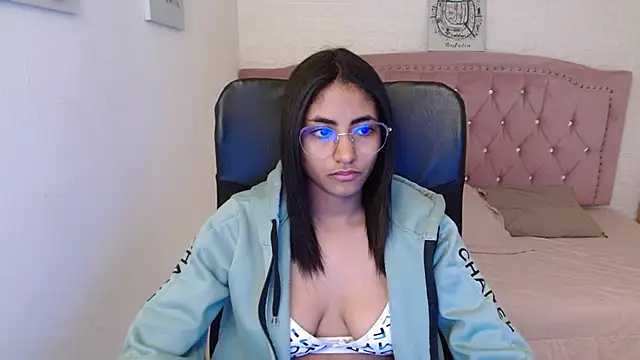 shaneelle online show from 02-18-25, 03:10