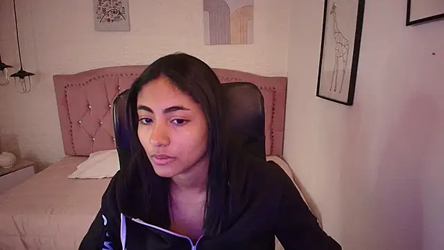 shaneelle online show from 11-15-25, 03:04