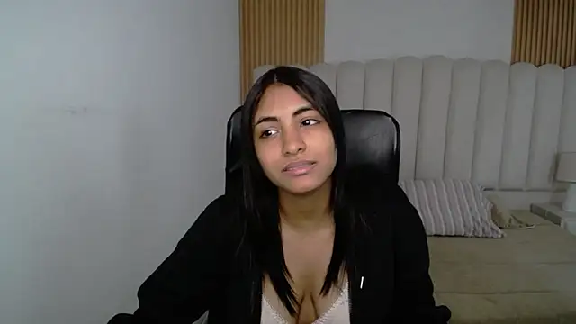 Snapshot of shaneelle chatting on 05-21-26, 12:12 shaneelle online show from 05-21-26, 12:12