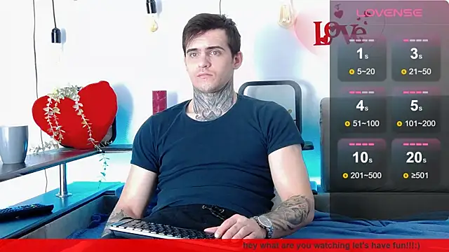 Snapshot of CarterCole chatting on 02-10-25, 07:04 CarterCole online show from 02-10-25, 07:04