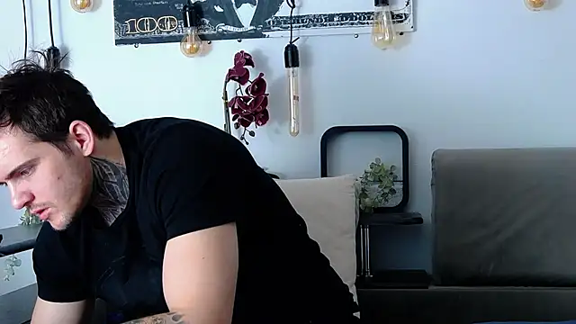 Snapshot of CarterCole chatting on 03-01-25, 08:02 CarterCole online show from 03-01-25, 08:02