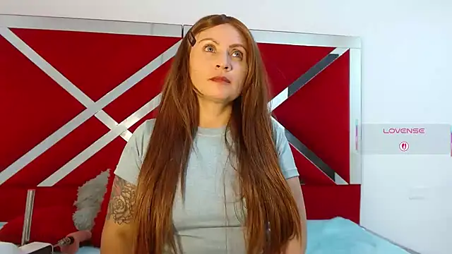 Snapshot of Grettel-ramirez chatting on 03-05-25, 12:27 Grettel-ramirez online show from 03-05-25, 12:27