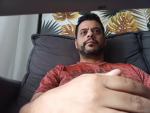 HornyBeachBoyBR online show from 11-08-25, 01:55