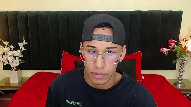 soft attraction online show from 12-06-24, 02:49