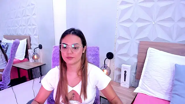 Stacey white  online show from 04-07-26, 07:58