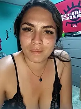 Snapshot of fany_secret chatting on 04-07-26, 04:46 fany secret online show from 04-07-26, 04:46