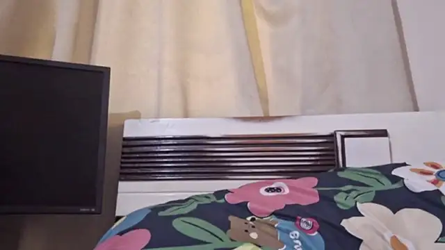Snapshot of PrincyBoy_1_ chatting on 05-25-26, 01:06 PrincyBoy 1 online show from 05-25-26, 01:06