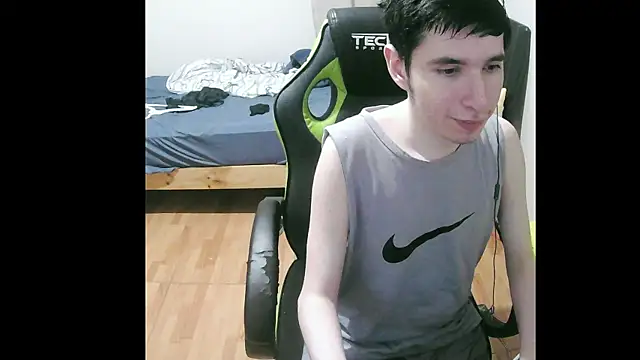 Snapshot of Twink_martinboy chatting on 01-01-25, 06:58 Twink martinboy online show from 01-01-25, 06:58