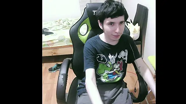 Snapshot of Twink_martinboy chatting on 02-01-25, 05:49 Twink martinboy online show from 02-01-25, 05:49