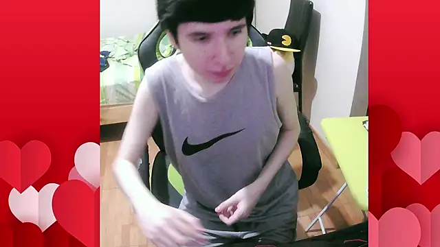 Snapshot of Twink_martinboy chatting on 03-15-25, 06:14 Twink martinboy online show from 03-15-25, 06:14