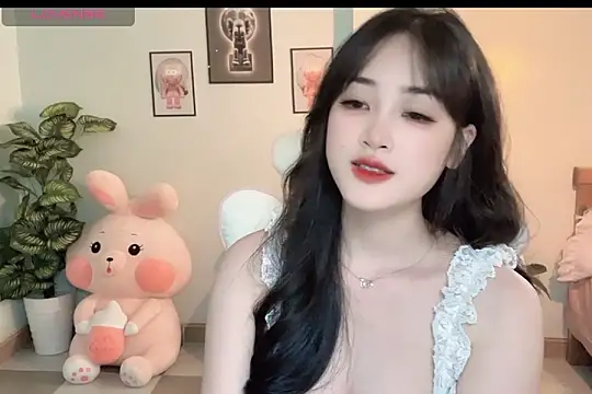  Aimy  online show from 10-18-25, 06:05