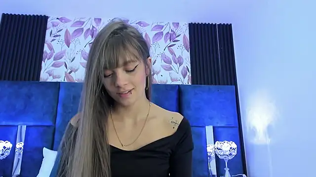 Snapshot of AmmyJones_ chatting on 01-21-25, 06:45 AmmyJones online show from 01-21-25, 06:45