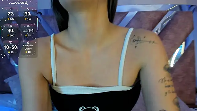 Snapshot of AmmyJones_ chatting on 09-30-25, 06:46 AmmyJones online show from 09-30-25, 06:46