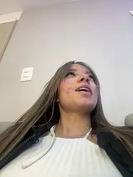 AmmyJones  online show from 04-21-26, 06:44