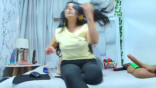  Marcela   online show from 10-16-25, 12:28