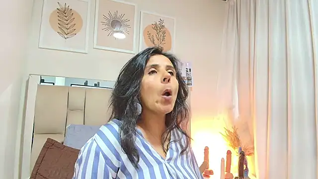  Marcela   online show from 07-04-26, 11:27