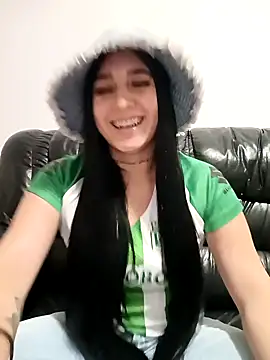 Snapshot of Juanamd1 chatting on 12-18-24, 11:56 Juanamd1 online show from 12-18-24, 11:56