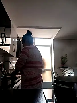 Snapshot of Juanamd1 chatting on 12-29-24, 11:50 Juanamd1 online show from 12-29-24, 11:50