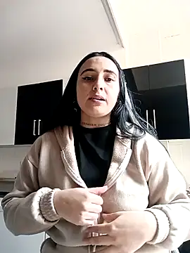 Snapshot of Juanamd1 chatting on 01-20-25, 12:07 Juanamd1 online show from 01-20-25, 12:07