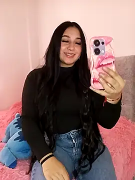 Snapshot of Juanamd1 chatting on 10-23-25, 12:26 Juanamd1 online show from 10-23-25, 12:26