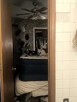 ImCarolinaCutiexxx online show from 10-23-25, 09:24