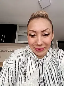 Snapshot of coral_smitth chatting on 03-20-25, 06:09 coral smitth online show from 03-20-25, 06:09