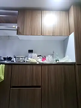 Snapshot of coral_smitth chatting on 11-19-25, 02:17 coral smitth online show from 11-19-25, 02:17