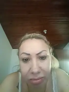 Snapshot of coral_smitth chatting on 05-30-26, 07:11 coral smitth online show from 05-30-26, 07:11