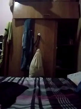 InherentBedbug online show from 04-25-26, 05:54