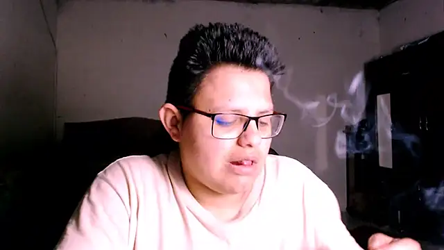 tatsumi nao online show from 10-12-25, 01:26