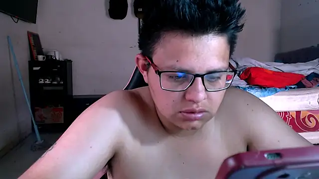 tatsumi nao online show from 10-30-25, 06:08