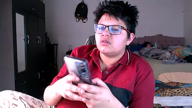 tatsumi nao online show from 12-14-25, 02:22