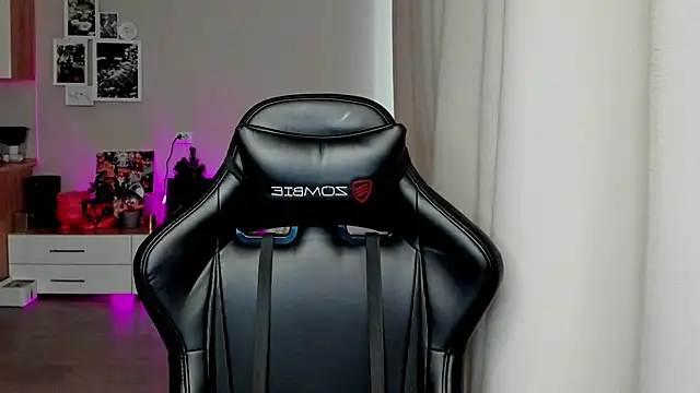 Sm0ly online show from 04-21-26, 02:51