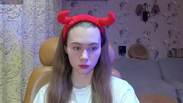 MadeleineWiliams online show from 01-16-25, 04:38