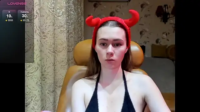 MadeleineWiliams online show from 10-14-25, 08:53