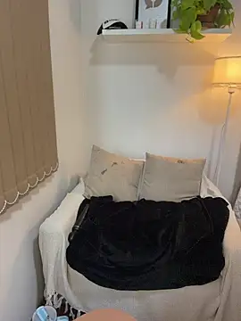 Brownfitbabyy online show from 05-19-26, 02:01